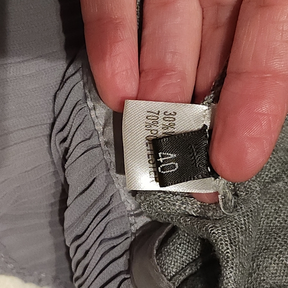 Valentino tshirt couture, wool blend dress. 3/4 sleeve. Preloved. Size 40 UK - Picture 7 of 11